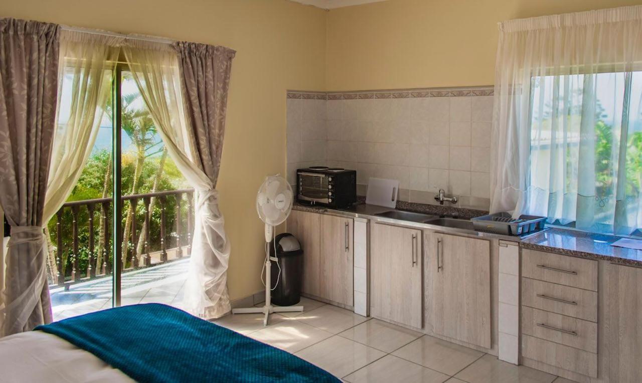 15 @ Porter Guesthouse Port Shepstone Exterior photo
